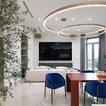 Luxury Penthouse In Downtown