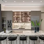 Luxury Penthouse In Downtown Apartment *