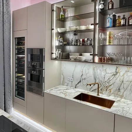 アパート Luxury Penthouse In Downtown *