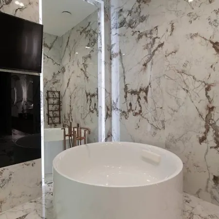 Luxury Penthouse In Downtown ブダペスト