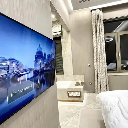 Apartment Luxury Penthouse In Downtown